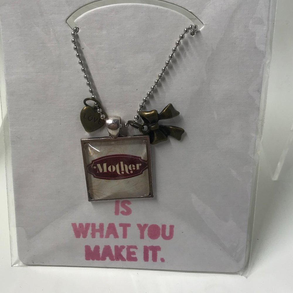 NEW Pendent necklace that says "mother" with 2 charms and a 18 inch chain